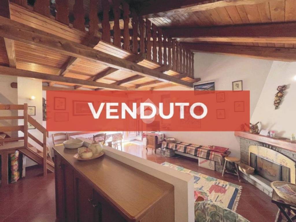 appartamento in vendita ad Oulx in zona Savoulx
