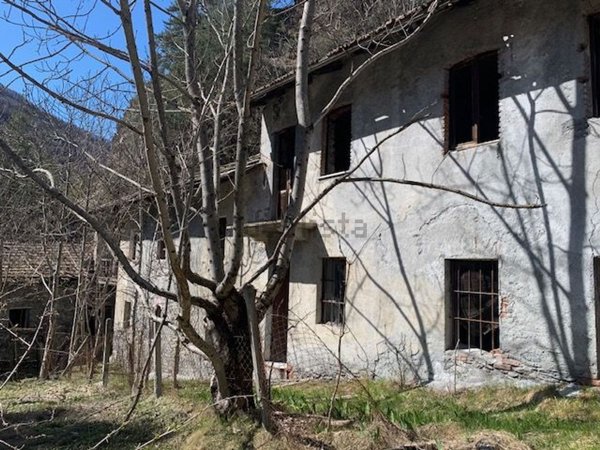 pentavano in vendita ad Oulx