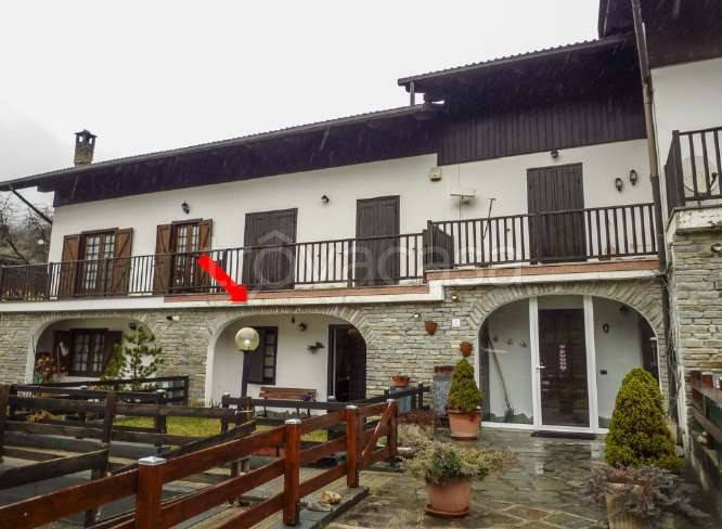 casa indipendente in vendita ad Oulx in zona Savoulx
