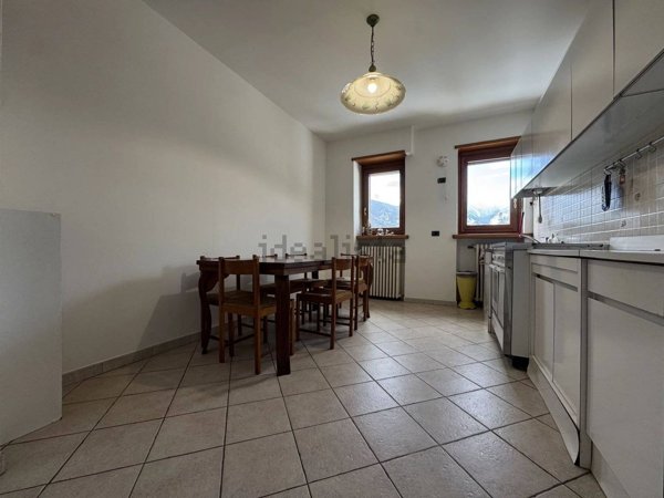 appartamento in vendita ad Oulx in zona Savoulx