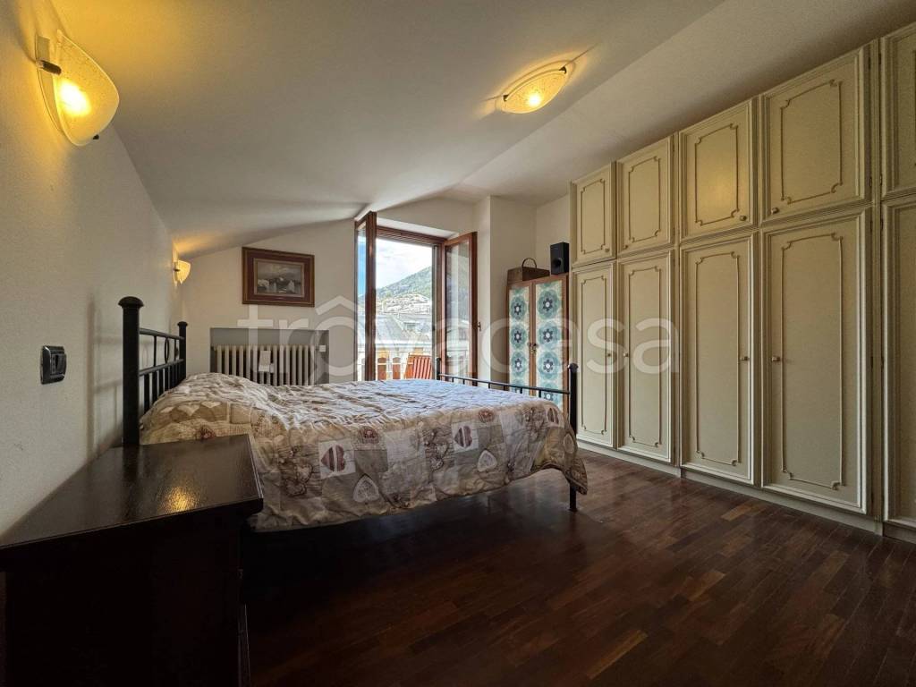 appartamento in vendita ad Oulx in zona Savoulx