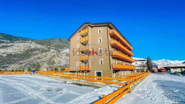 appartamento in vendita ad Oulx in zona Gad