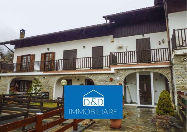 casa indipendente in vendita ad Oulx in zona Savoulx