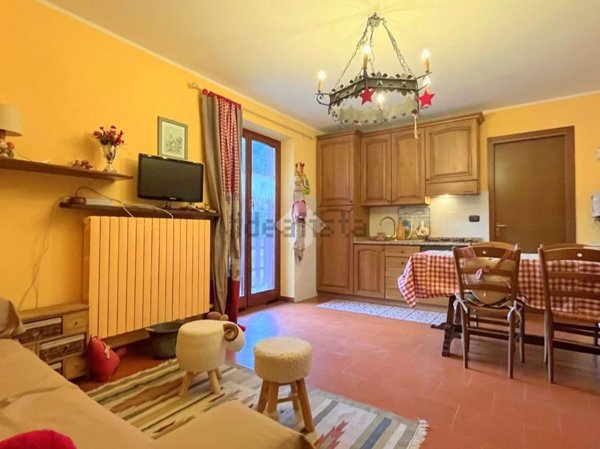 appartamento in vendita ad Oulx in zona Savoulx