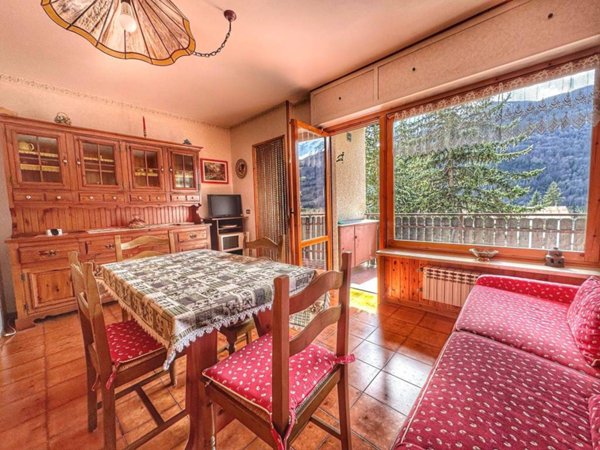 appartamento in vendita ad Oulx in zona Savoulx