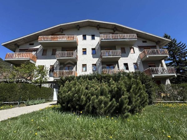 appartamento in vendita ad Oulx in zona Savoulx