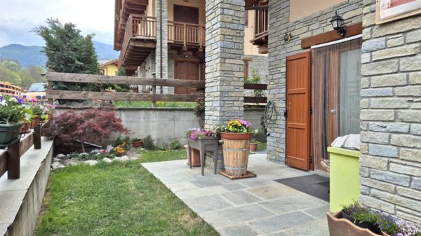 appartamento in vendita ad Oulx in zona Gad
