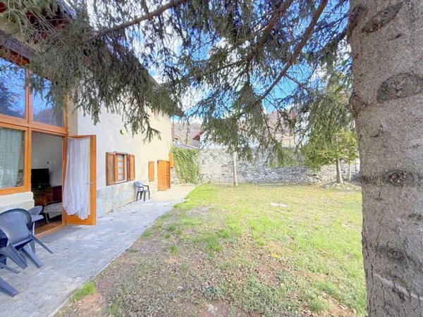 casa indipendente in vendita ad Oulx in zona Gad