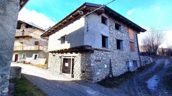 casale in vendita ad Oulx in zona San Marco