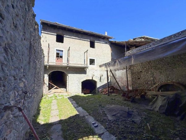 casa indipendente in vendita ad Oulx