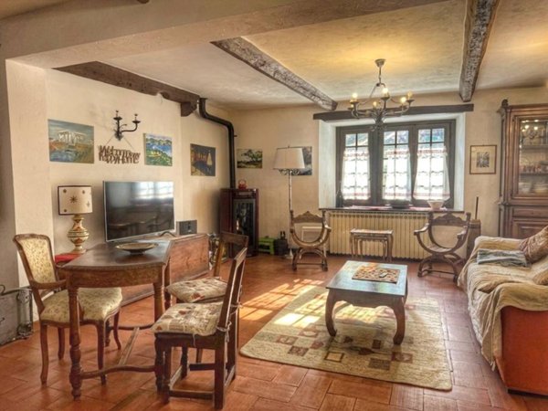 casa indipendente in vendita ad Oulx in zona Savoulx