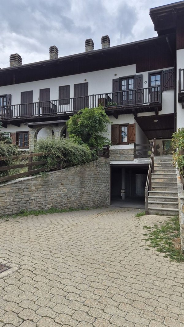 appartamento in vendita ad Oulx in zona Beaume