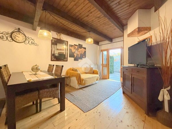 casa semindipendente in vendita ad Oulx in zona Gad