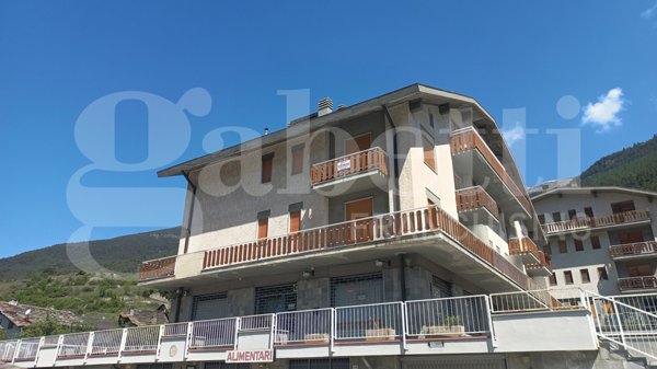 appartamento in vendita ad Oulx in zona Savoulx