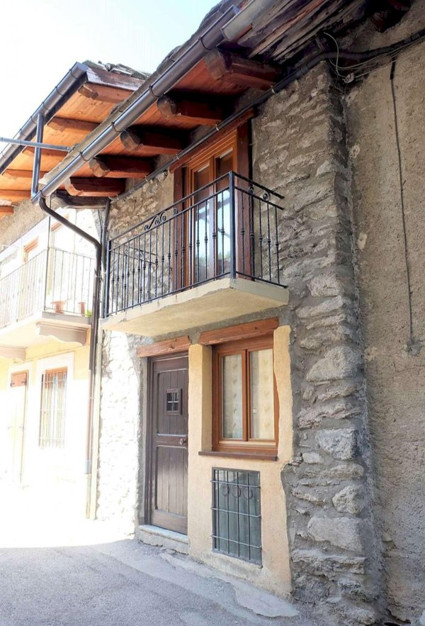 appartamento in vendita ad Oulx in zona Gad