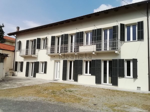 casa indipendente in vendita ad Ozegna