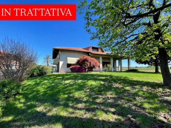 casa indipendente in vendita ad Ozegna