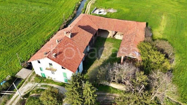 casa indipendente in vendita ad Ozegna