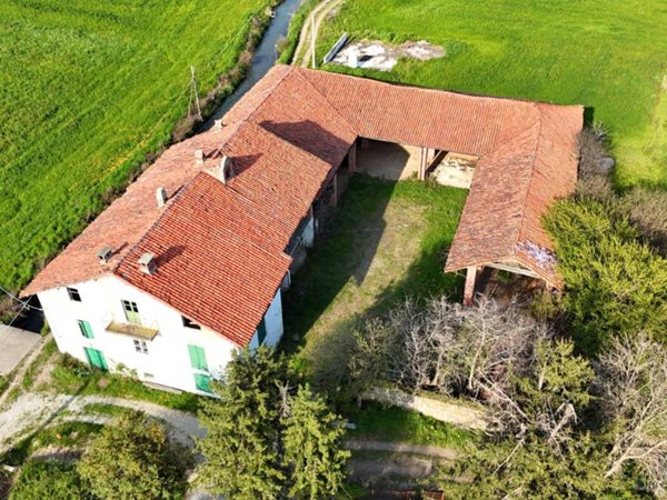 casa indipendente in vendita ad Ozegna