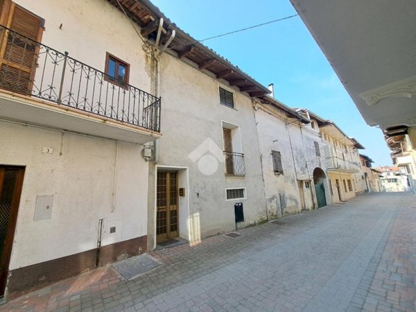 casa semindipendente in vendita a Palazzo Canavese