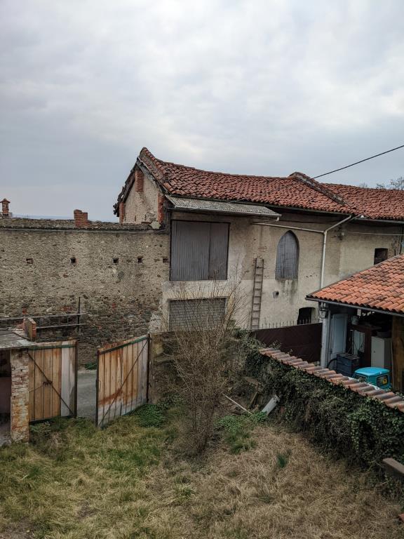casa indipendente in vendita a Palazzo Canavese