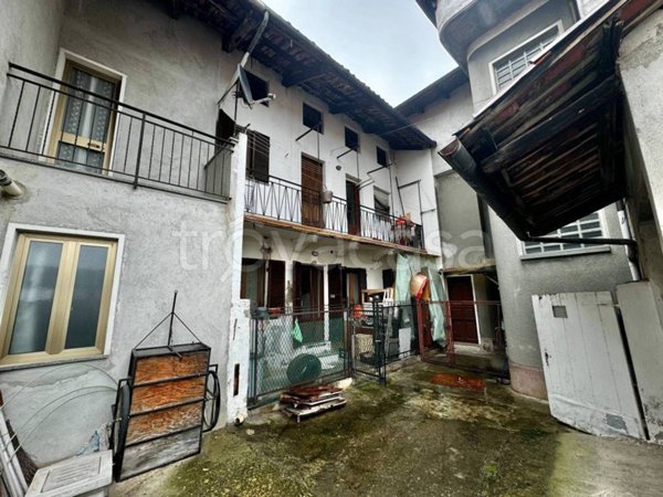casa indipendente in vendita a Palazzo Canavese