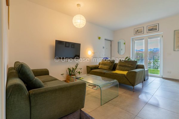 casa indipendente in vendita a Palazzo Canavese