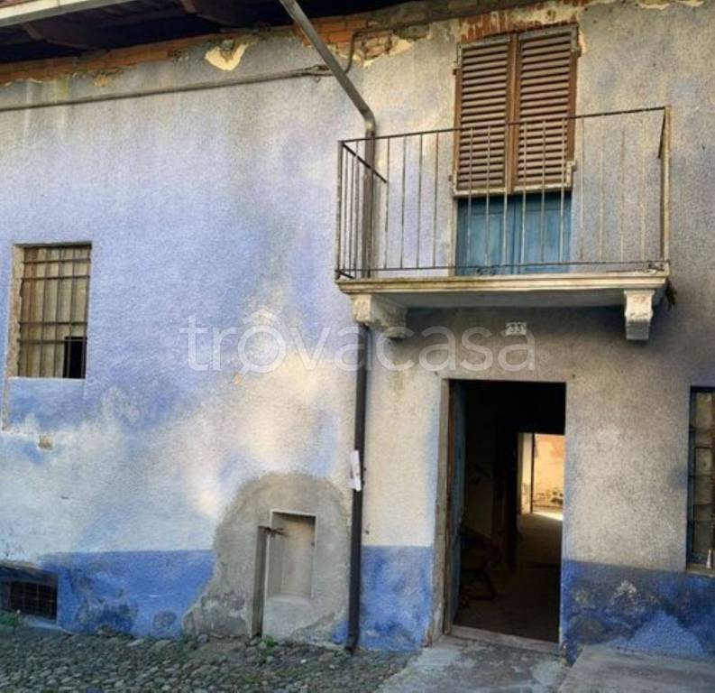 casa indipendente in vendita a Parella