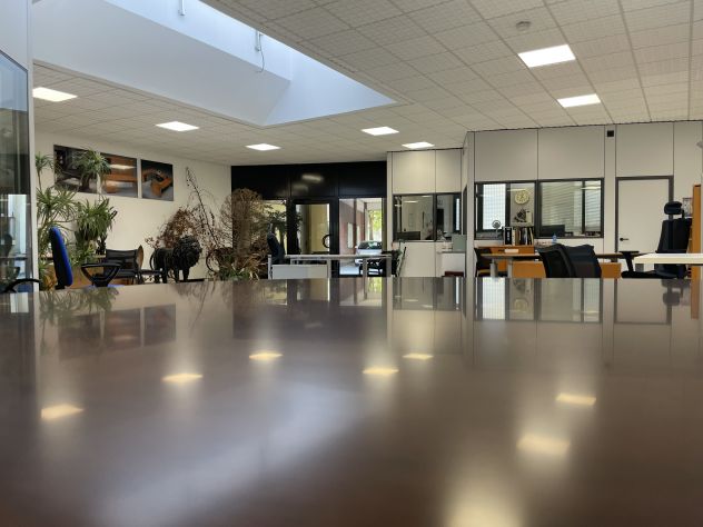 ufficio in vendita a Parella