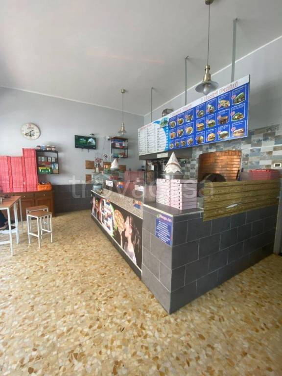 negozio in vendita a Parella