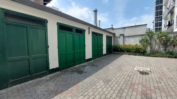 box auto in vendita a Parella