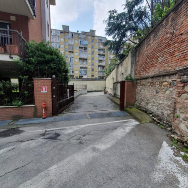 box auto in vendita a Parella