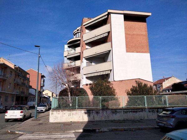 box auto in vendita a Parella