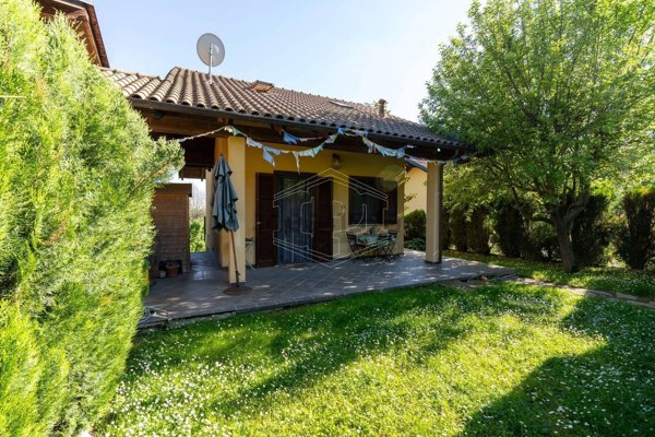 casa indipendente in vendita a Pavarolo