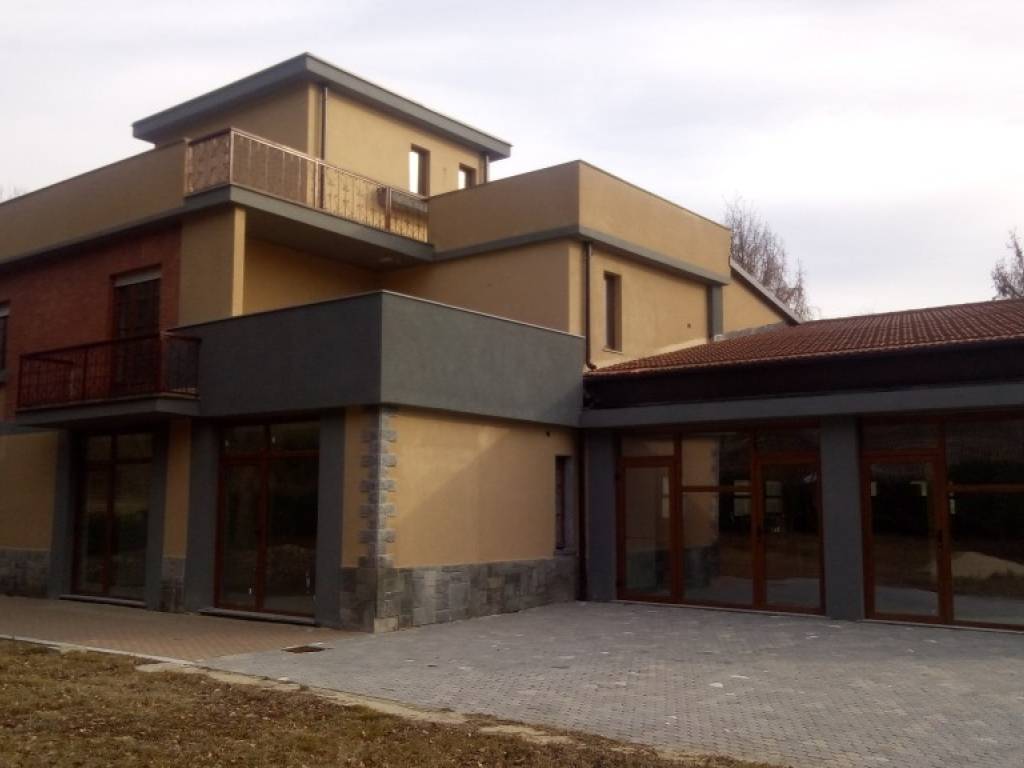 negozio in vendita a Pavarolo