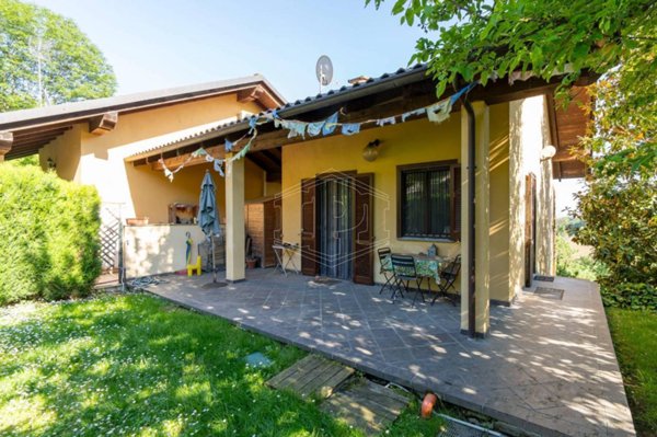 casa indipendente in vendita a Pavarolo