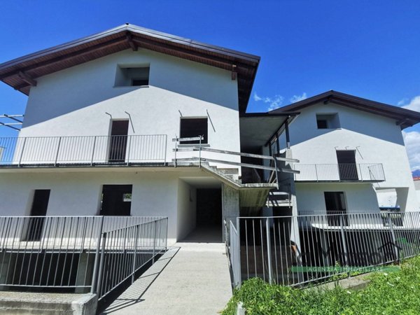 casa indipendente in vendita a Pavone Canavese