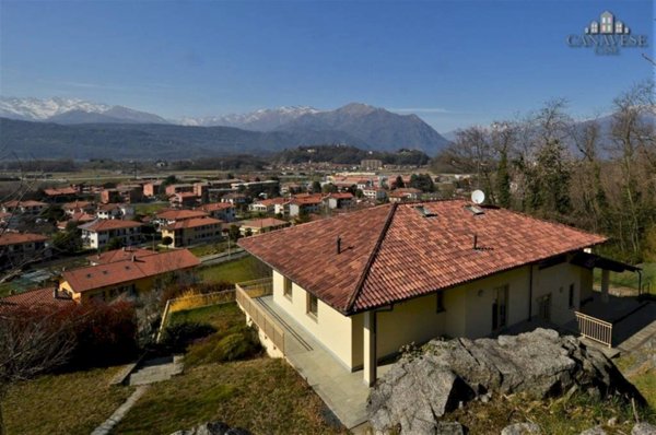 casa indipendente in vendita a Pavone Canavese