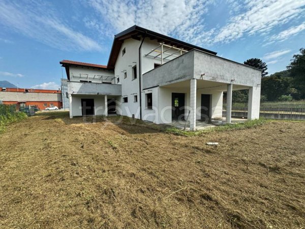 casa indipendente in vendita a Pavone Canavese