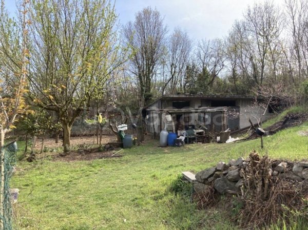 locale commerciale in vendita a Pavone Canavese