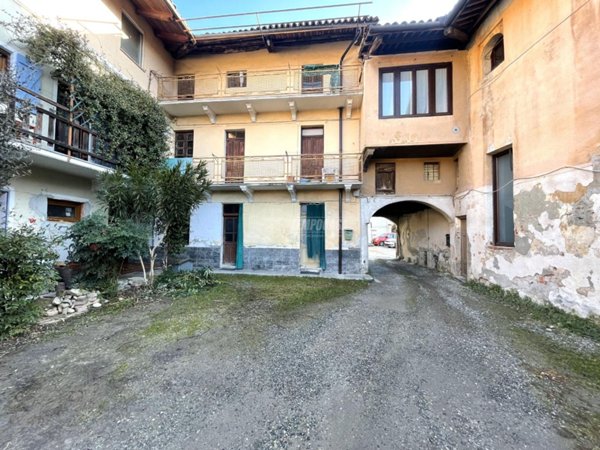 casa indipendente in vendita a Pavone Canavese