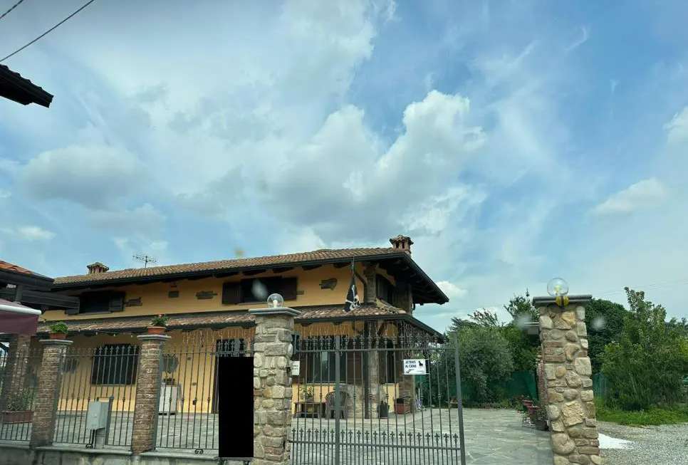 casa indipendente in vendita a Pavone Canavese