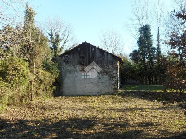 terreno agricolo in vendita a Pavone Canavese
