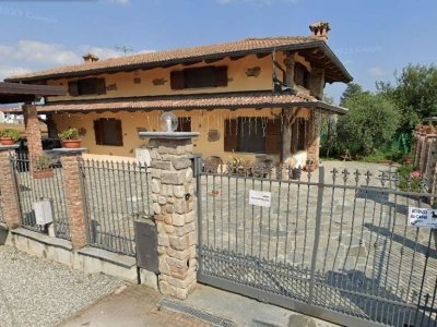 casa indipendente in vendita a Pavone Canavese