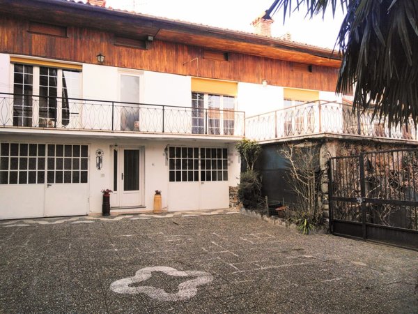 casa indipendente in vendita a Pavone Canavese