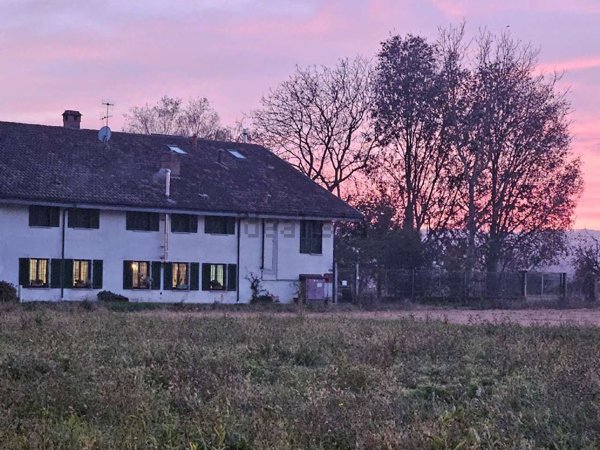 casa indipendente in vendita a Pavone Canavese