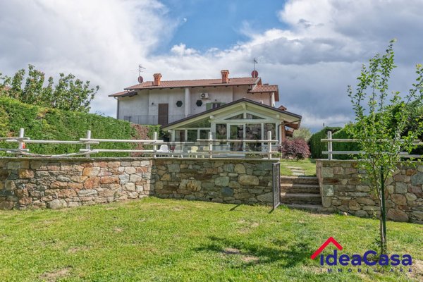 casa indipendente in vendita a Pavone Canavese