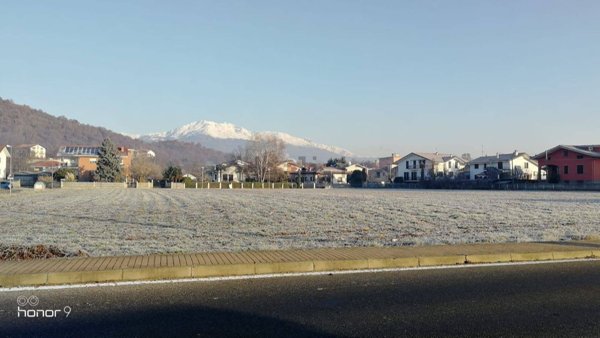 casa indipendente in vendita a Pavone Canavese
