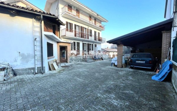 casa indipendente in vendita a Pavone Canavese