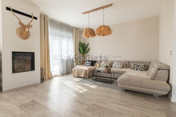 casa indipendente in vendita a Pavone Canavese